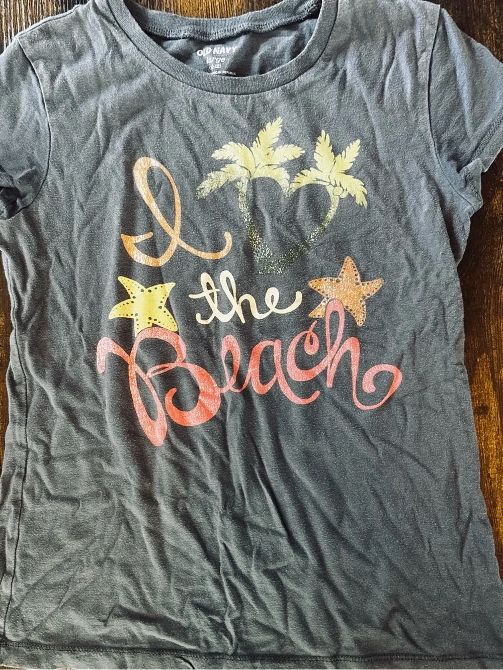 Old Navy 10/12 “I Love the Beach”Graphic Tee with cute Logo